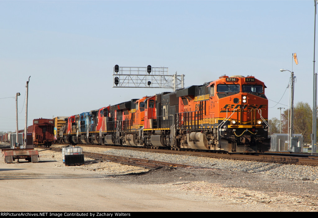 BNSF 6714